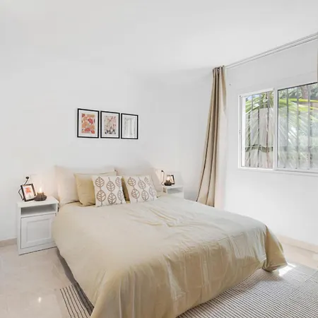 Casa Benamara Nyaraló Estepona